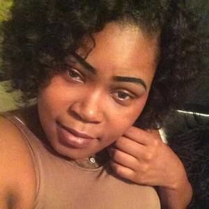 Meet your Posher, Laquita